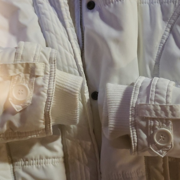 white winter jacket - Picture 3 of 4